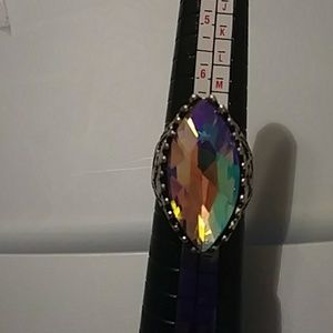 Women's fashion ring